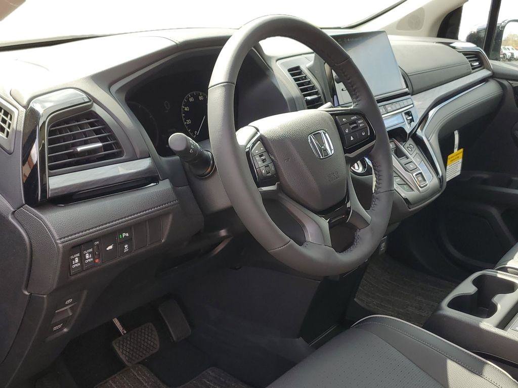 New 2026 Honda Odyssey Elite image 9