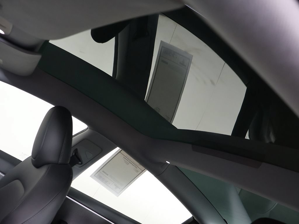 Used 2025 Tesla Model 3 Long Range RWD image 24