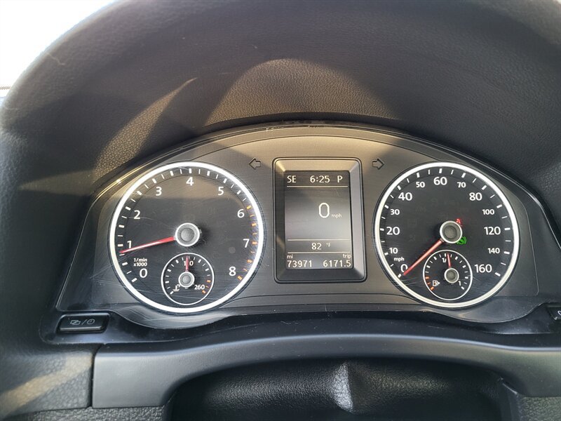 Used 2013 Volkswagen Tiguan SE FWD image 14