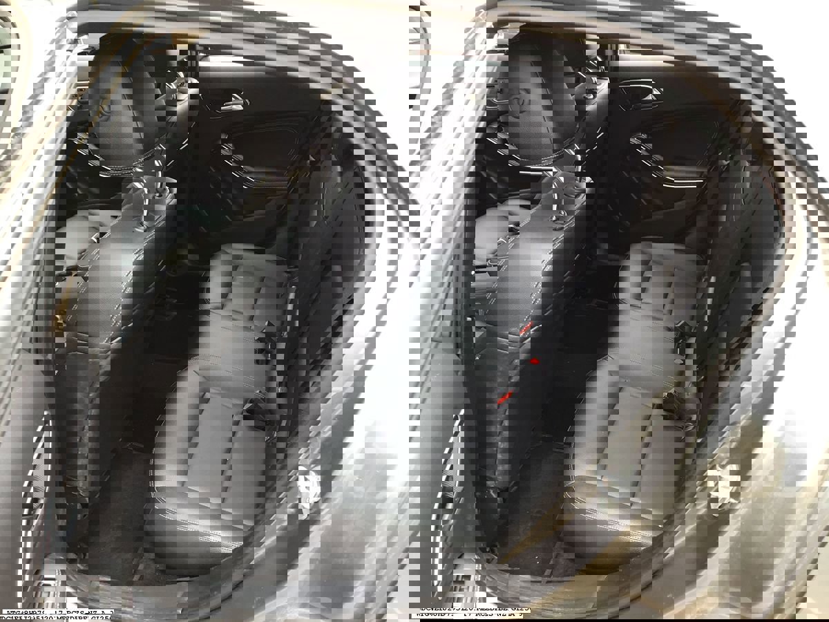 Used 2017 Mercedes-Benz GLA 250 image 14