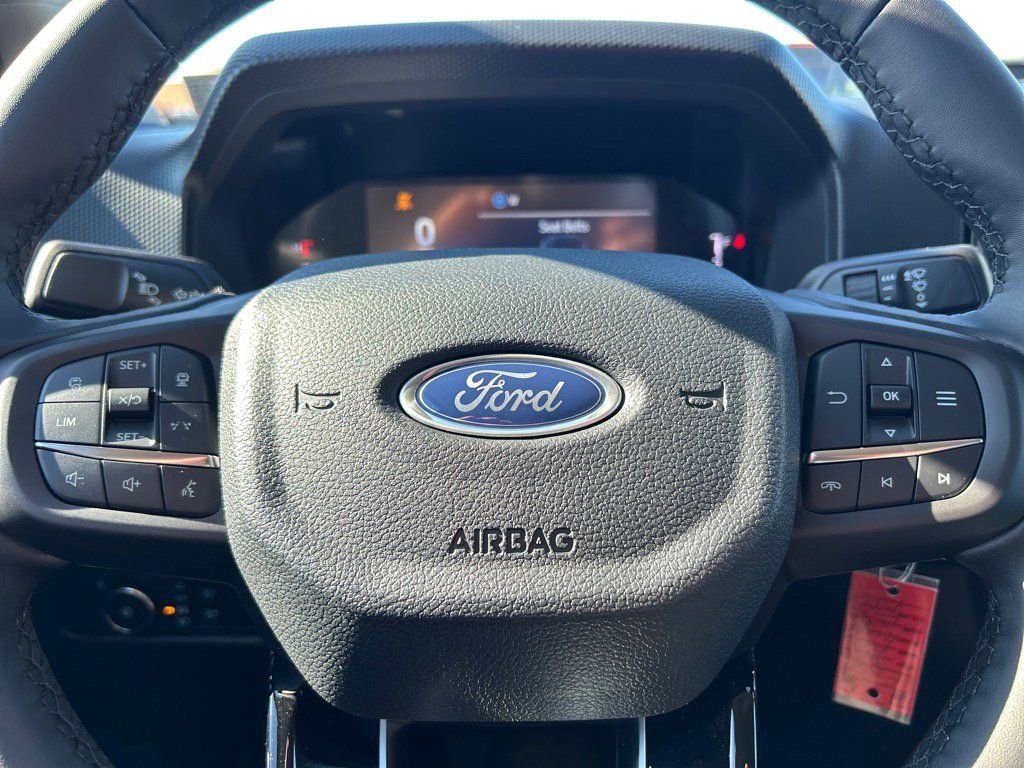 New 2025 Ford Ranger XLT w/ FX4 Off-Road Package image 9