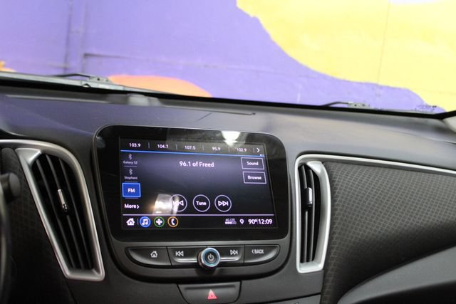 Used 2019 Chevrolet Malibu RS FWD image 19