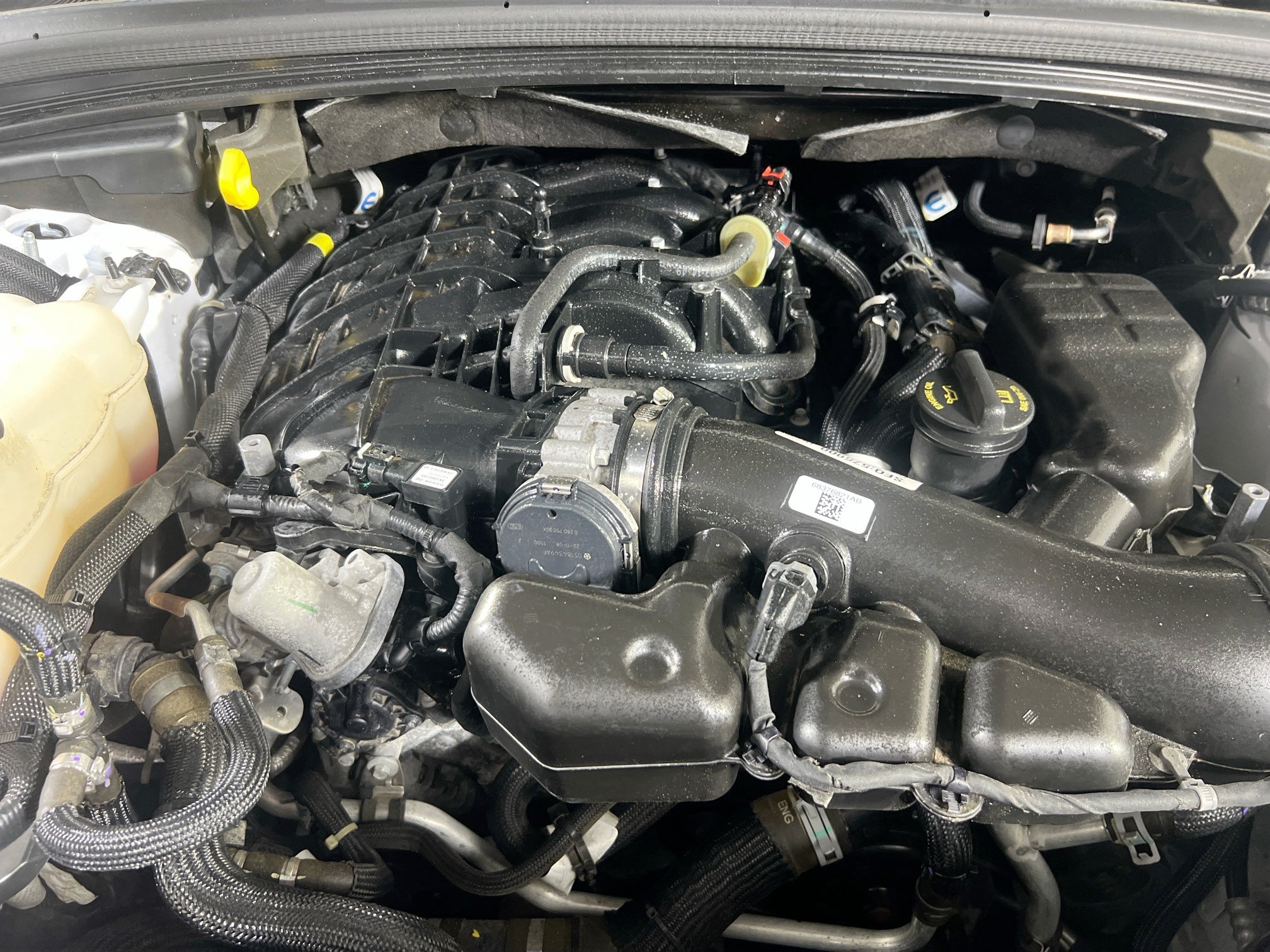 Used 2023 Jeep Grand Cherokee Limited AWD/4WD image 30