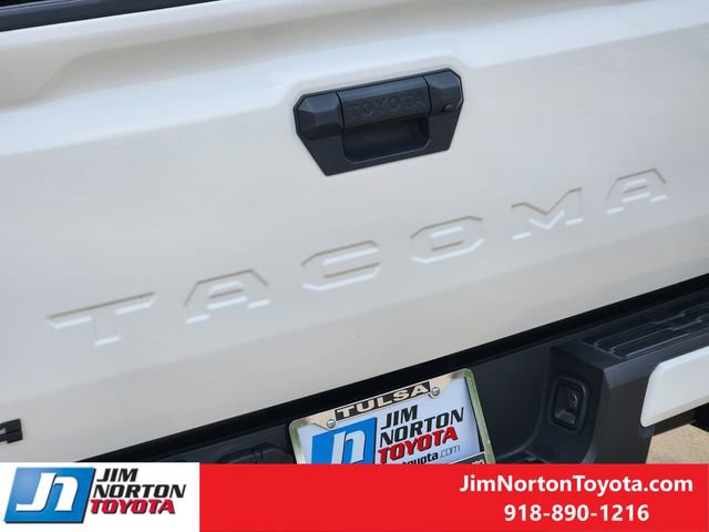 Used 2024 Toyota Tacoma TRD Off-Road AWD/4WD image 12