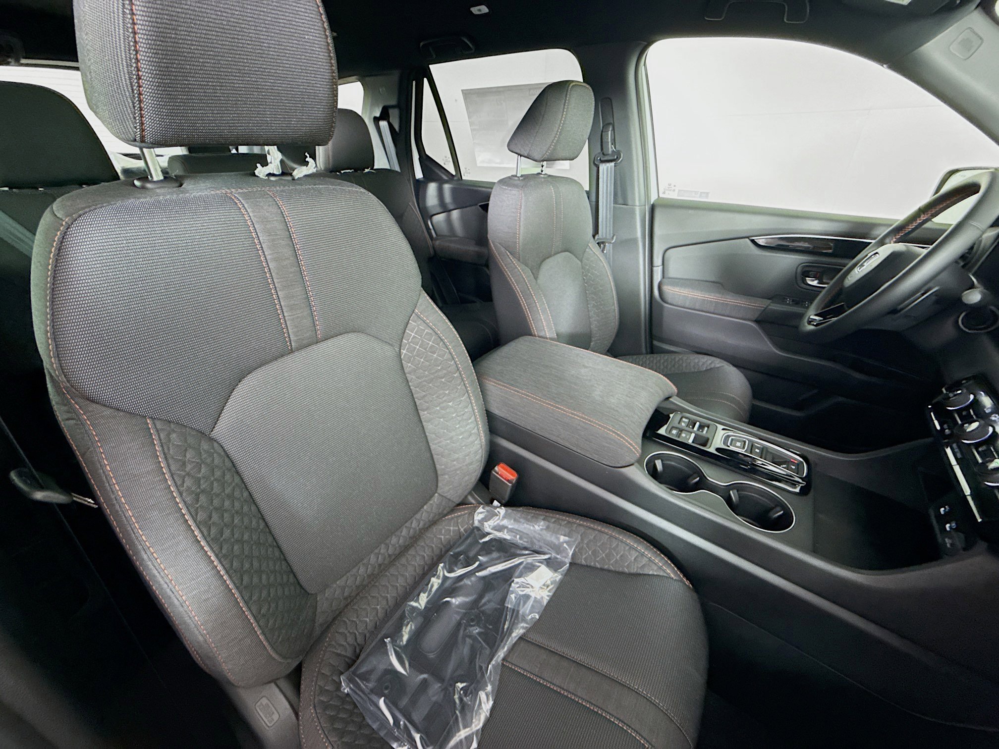 New 2026 Honda Pilot Sport image 36