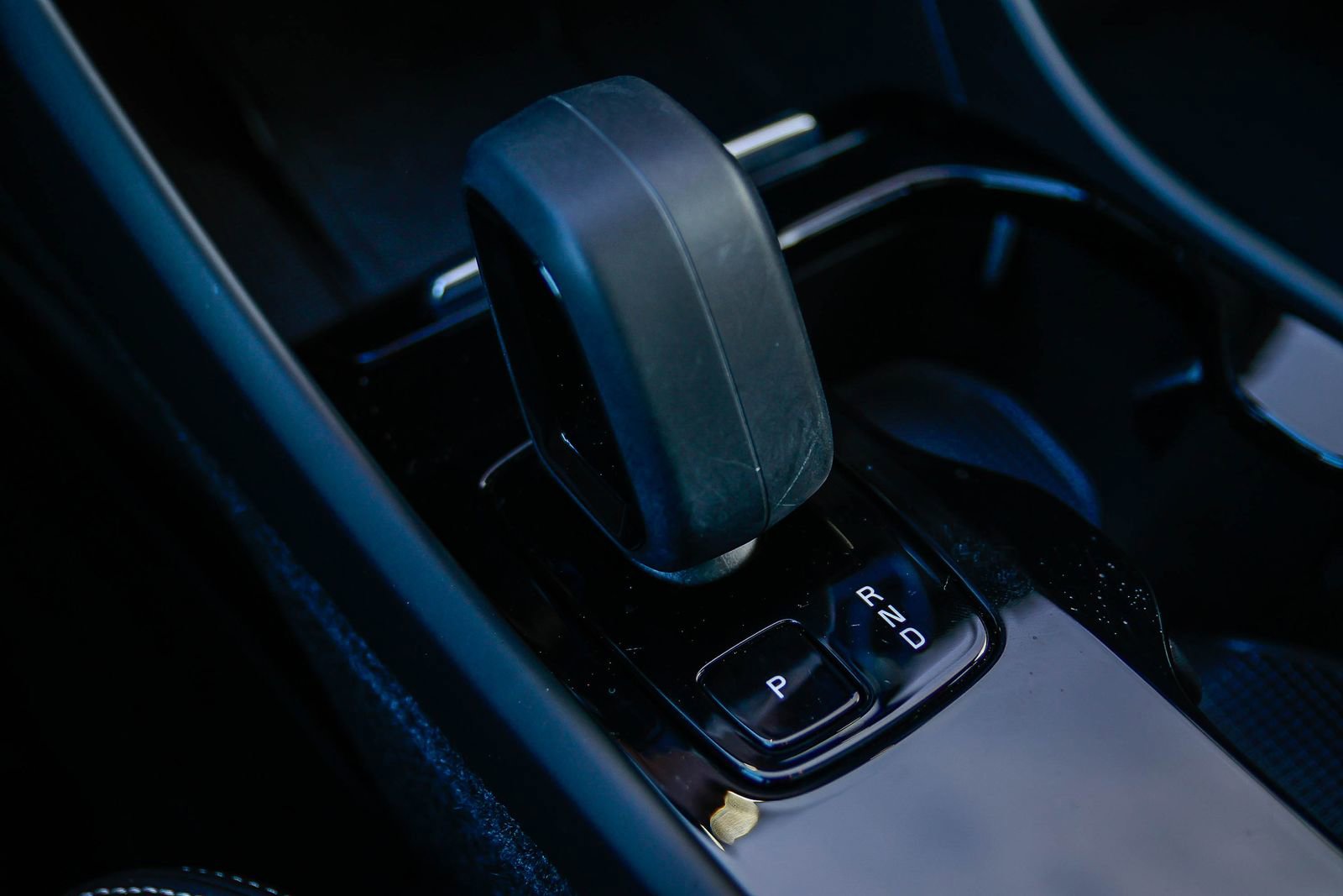 Used 2023 Volvo C40 P8 Recharge Plus image 25