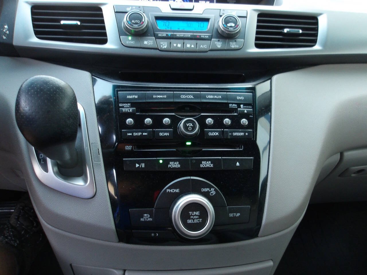 Used 2011 Honda Odyssey EX-L image 16
