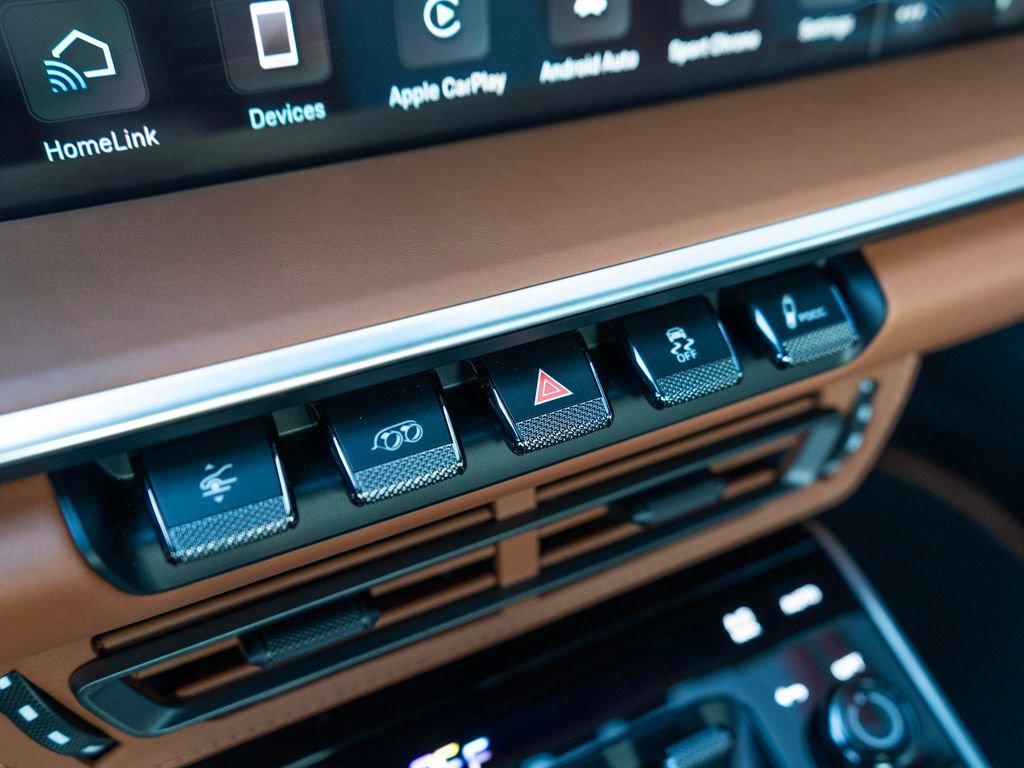 Certified 2023 Porsche 911 Sport Classic image 27