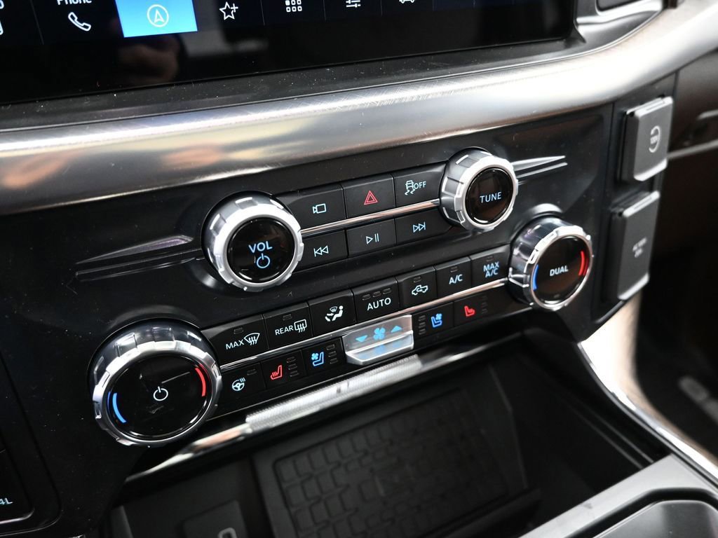 New 2026 Ford F150 King Ranch w/ Equipment Group 601A High image 16