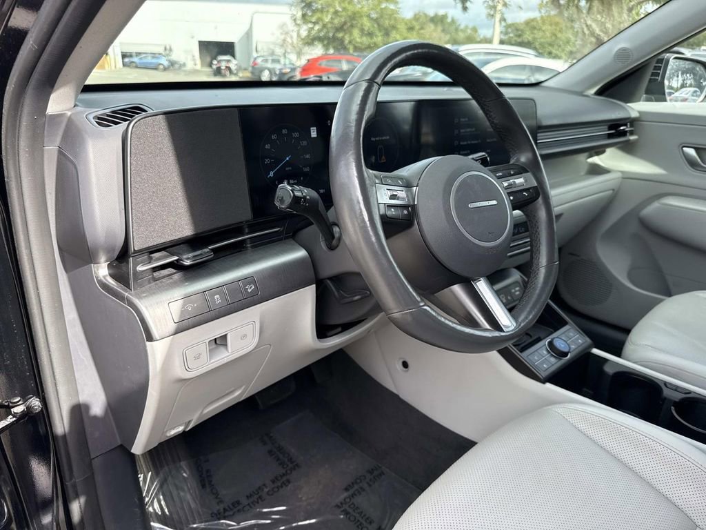 Used 2024 Hyundai Kona Limited image 23