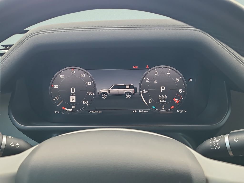 Used 2023 Land Rover Defender 110 X-Dynamic SE image 26