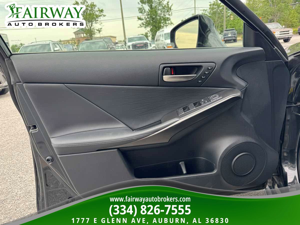 Used 2022 Lexus IS 350 F Sport RWD image 28