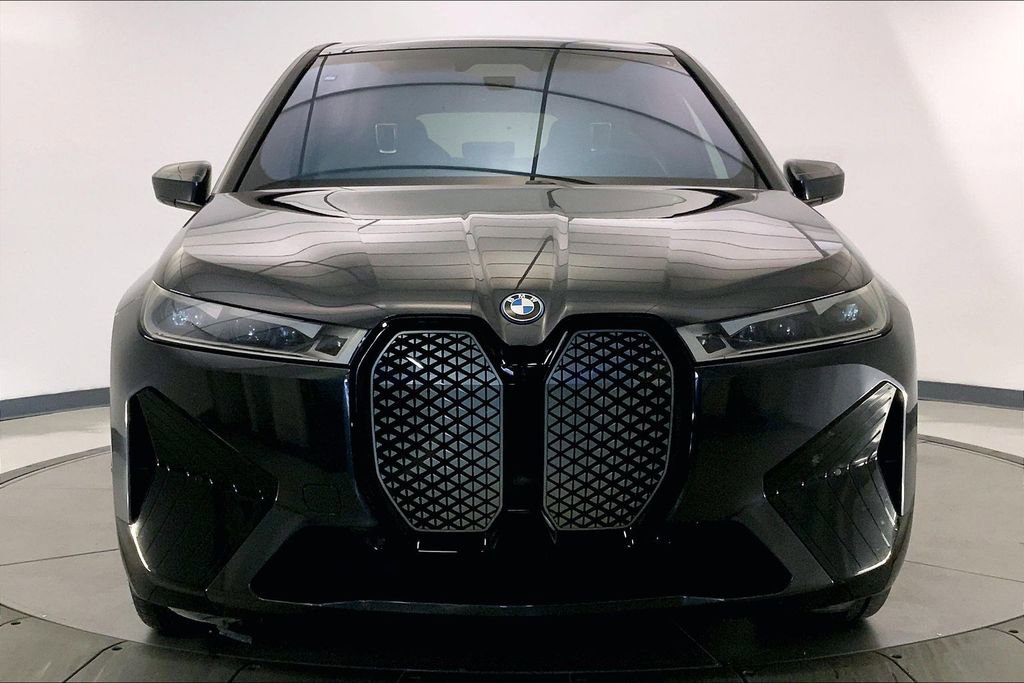 Certified 2023 BMW iX M60 w/ Executive Package image 2