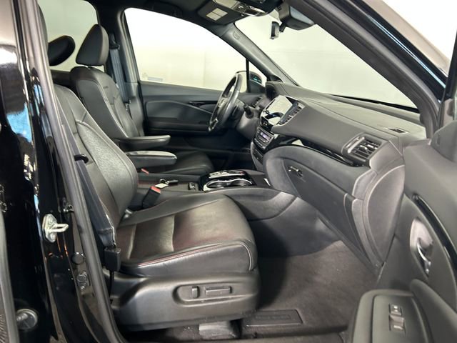 Used 2021 Honda Pilot Black Edition image 29