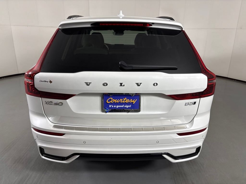 Used 2026 Volvo XC60 B5 Ultra AWD/4WD image 7