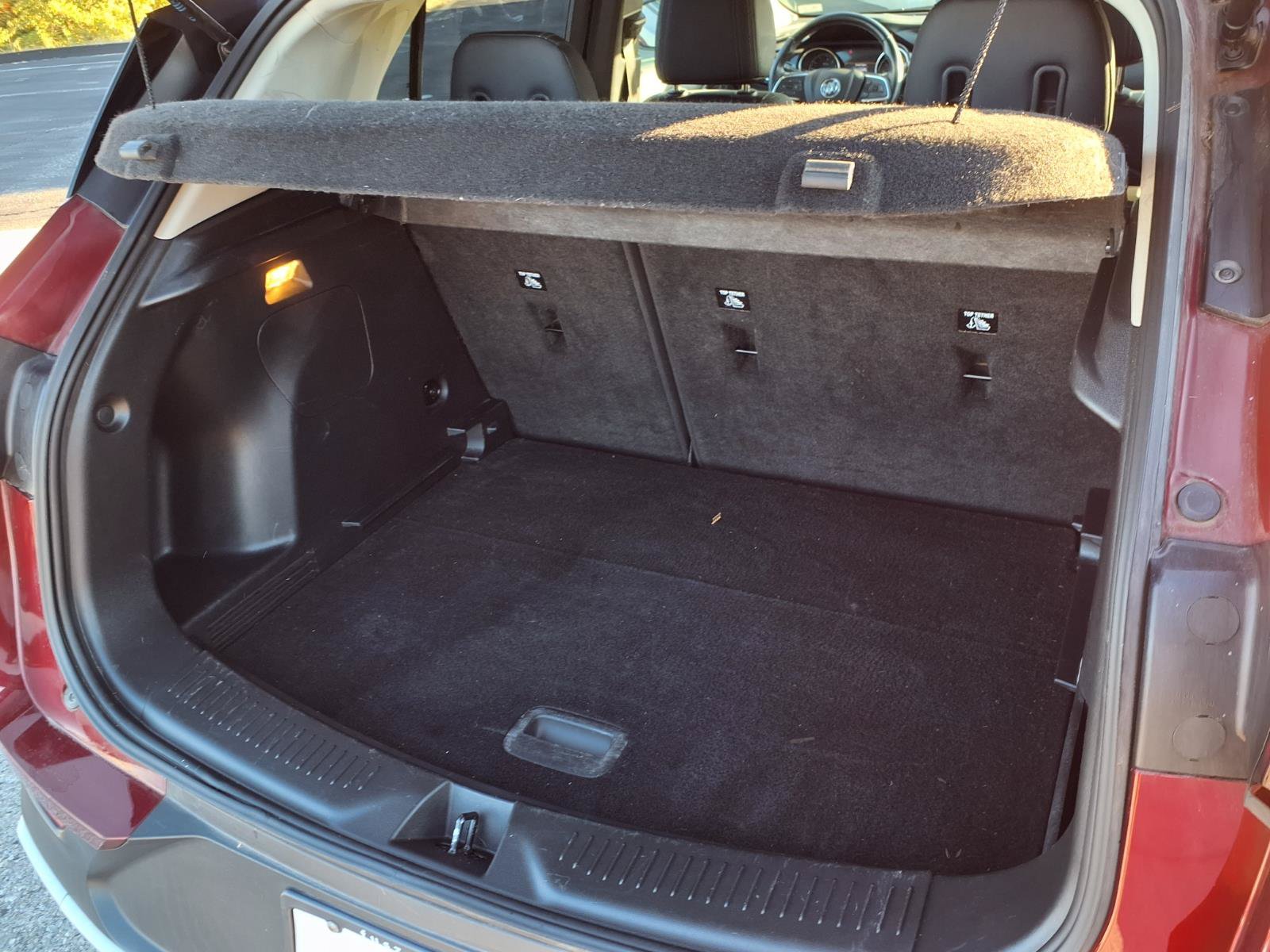 Used 2022 Buick Encore GX Preferred w/ Cold Weather Comfort Package FWD image 32