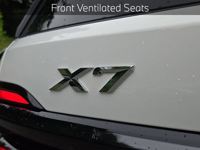 New 2027 BMW X7 xDrive40i w/ M Sport Package AWD/4WD image 16