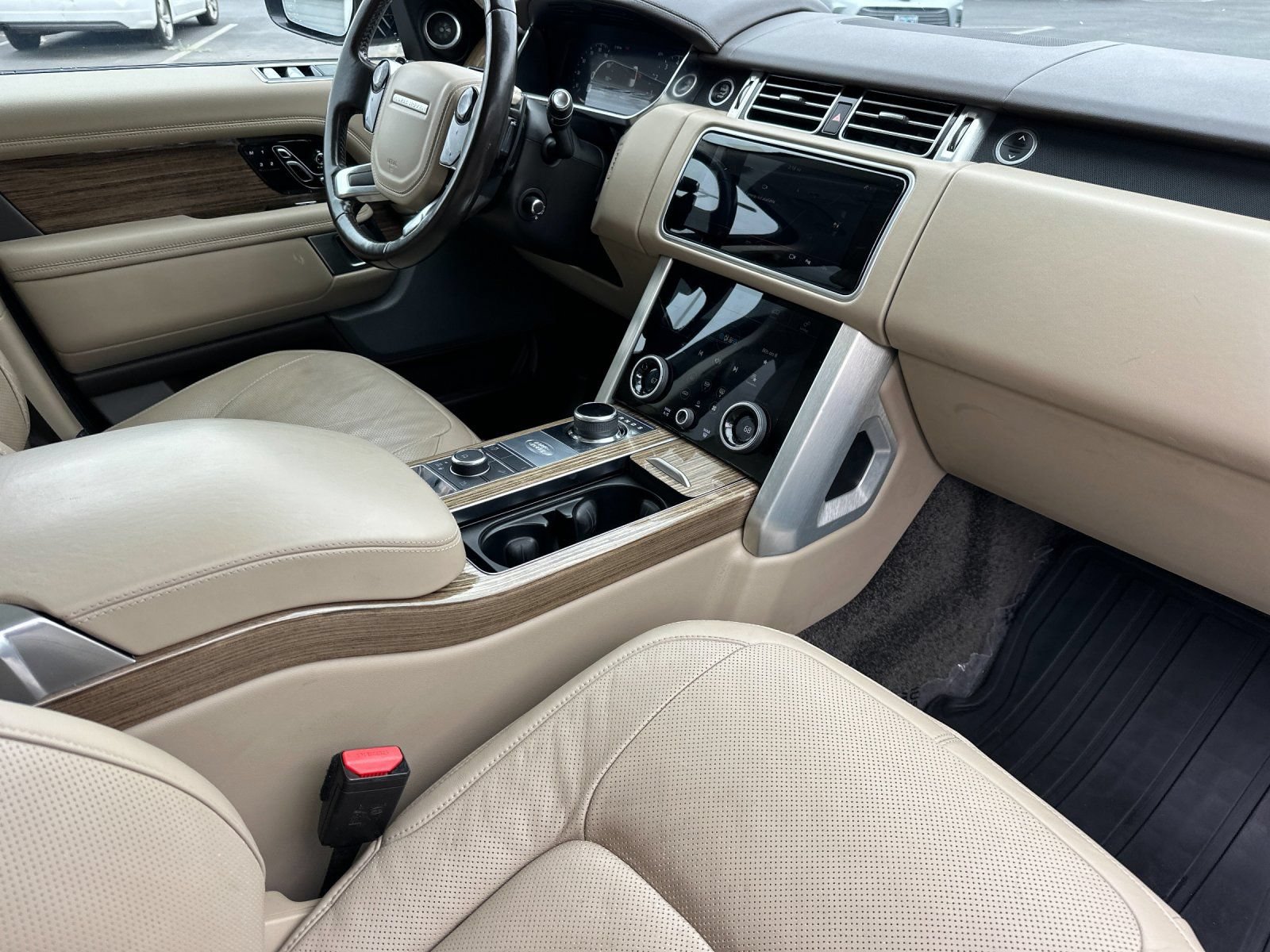 Used 2018 Land Rover Range Rover Long Wheelbase Supercharged AWD/4WD image 15