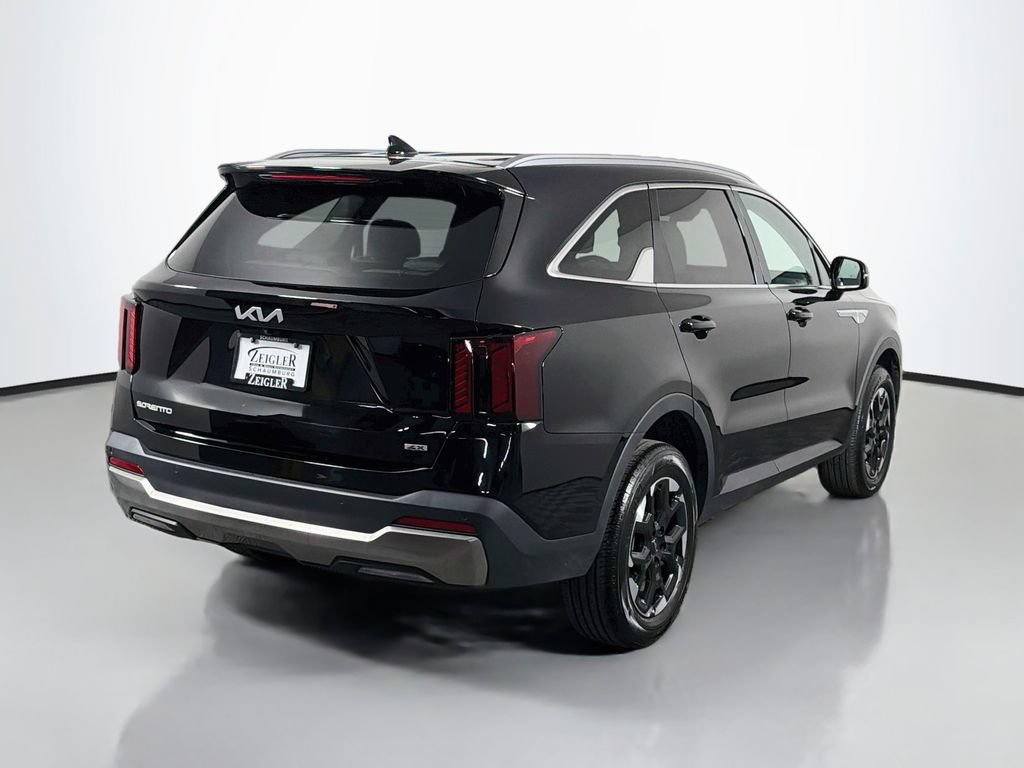 Used 2025 Kia Sorento S AWD/4WD image 7