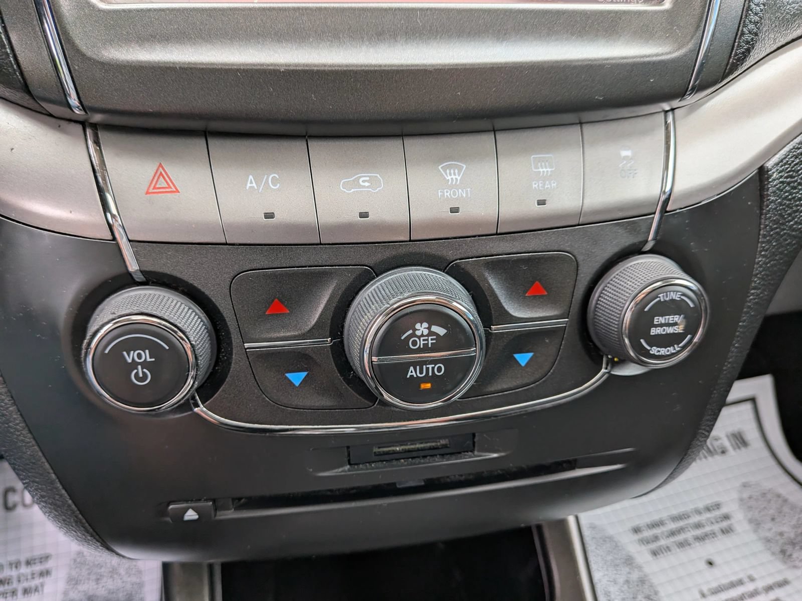 Used 2020 Dodge Journey Crossroad FWD image 60