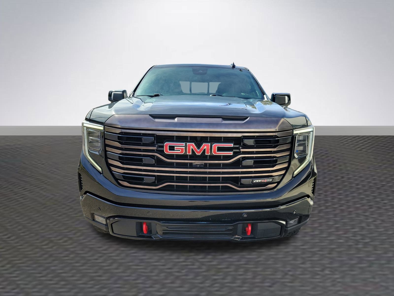 Used 2022 GMC Sierra 1500 AT4X image 2