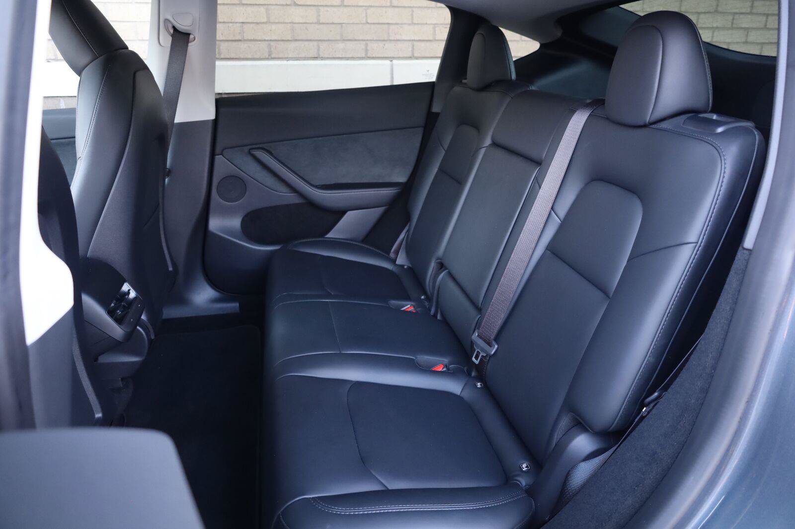 Used 2023 Tesla Model Y Long Range AWD/4WD image 22