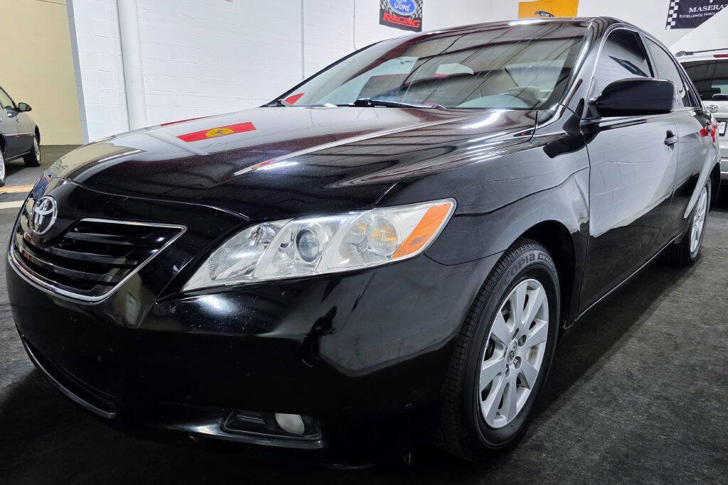 Used 2007 Toyota Camry XLE FWD image 3
