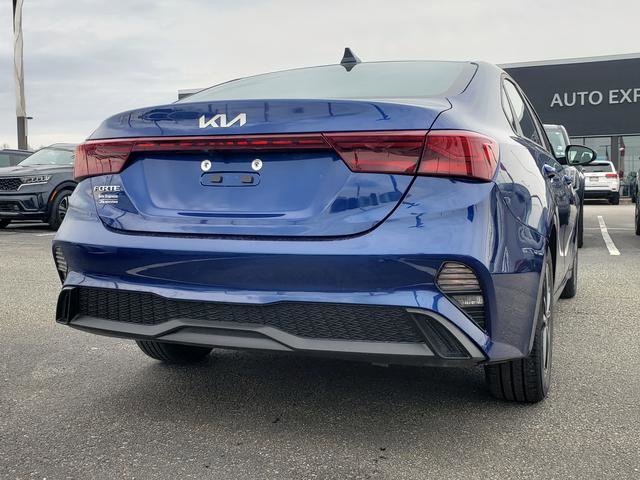 Certified 2023 Kia Forte LXS image 3