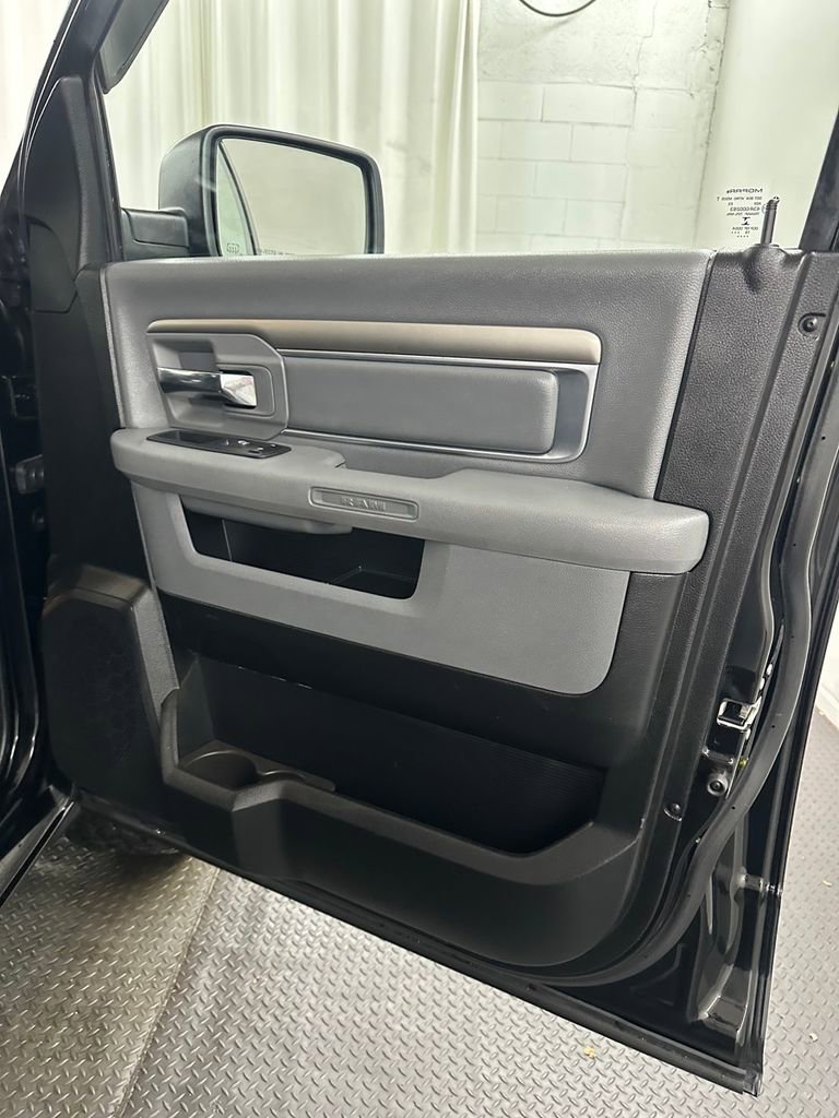 Used 2019 RAM 1500 Classic Warlock w/ Electronics Group image 30