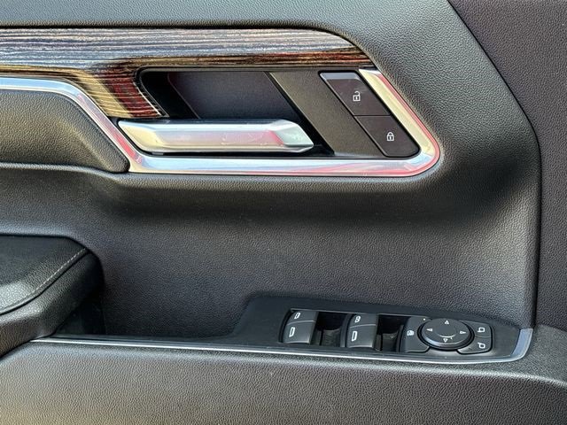 Used 2023 GMC Sierra 1500 Elevation image 23
