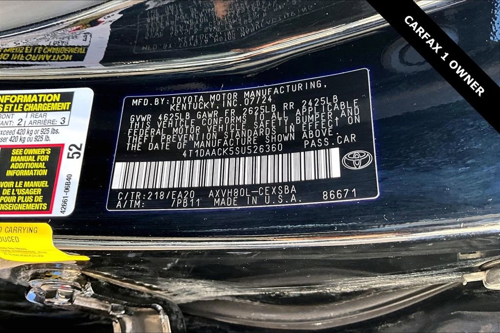 Used 2025 Toyota Camry SE image 18