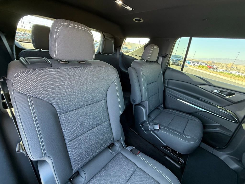 New 2026 Chevrolet Traverse LT image 17