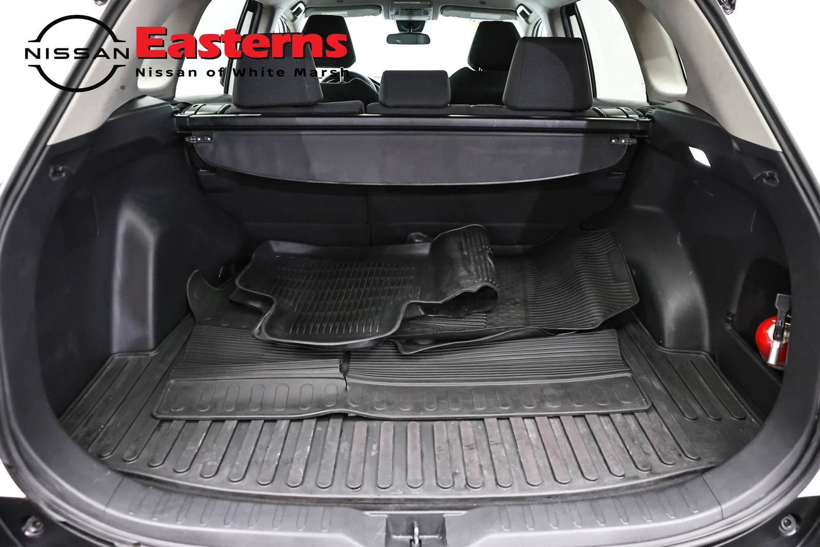 Used 2023 Toyota RAV4 LE AWD/4WD image 9