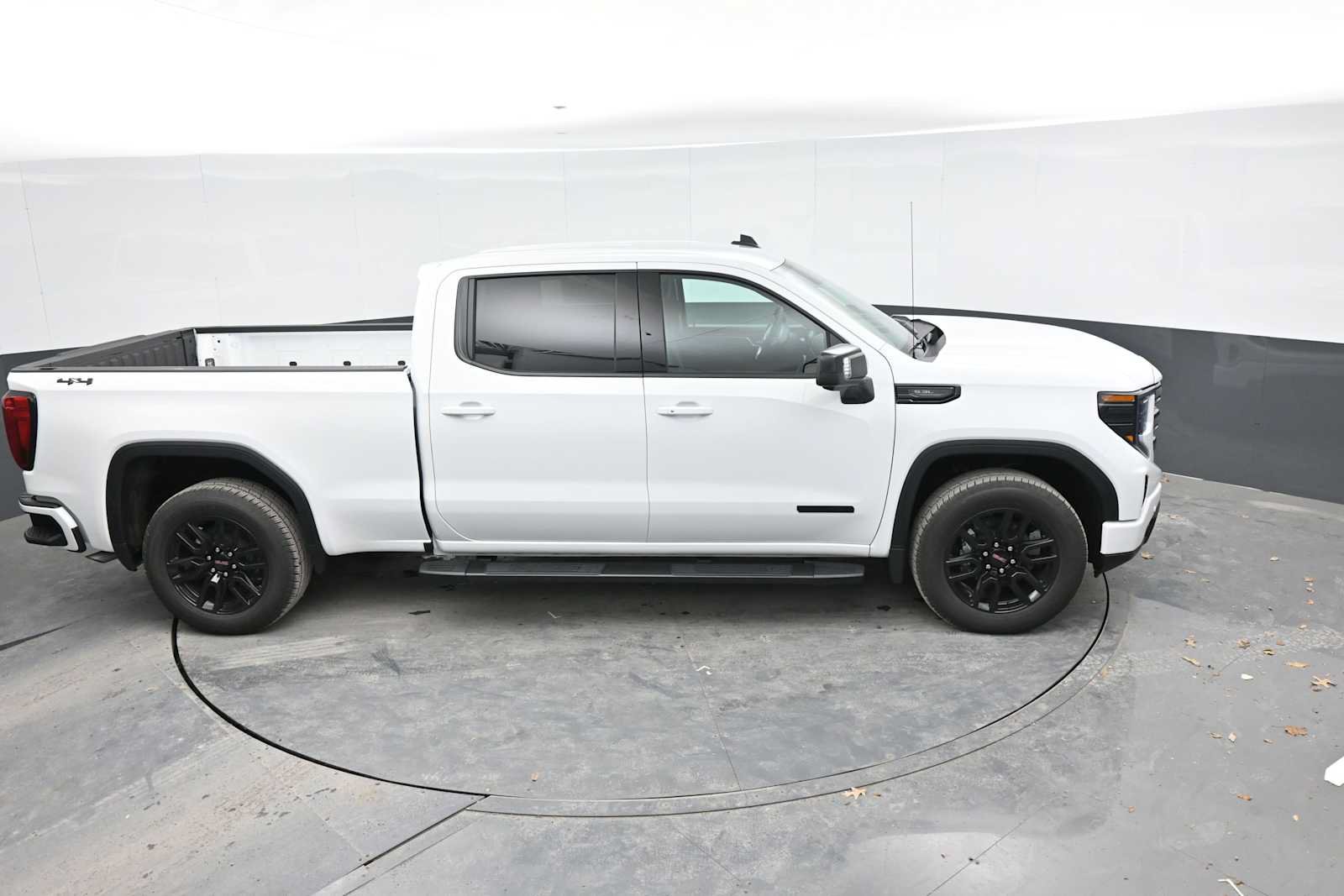 New 2026 GMC Sierra 1500 Elevation w/ Preferred Package AWD/4WD image 35