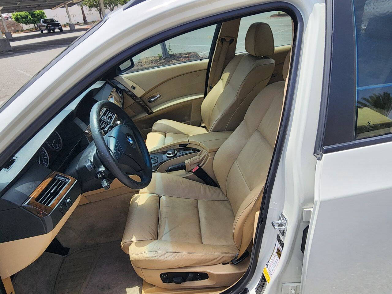 Used 2006 BMW 530xi Wagon AWD/4WD image 13
