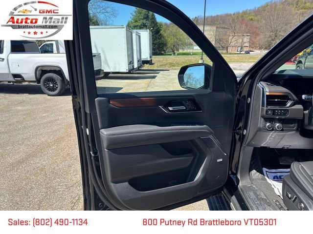 New 2026 GMC Yukon XL Denali w/ Sun & Power Step Package AWD/4WD image 11