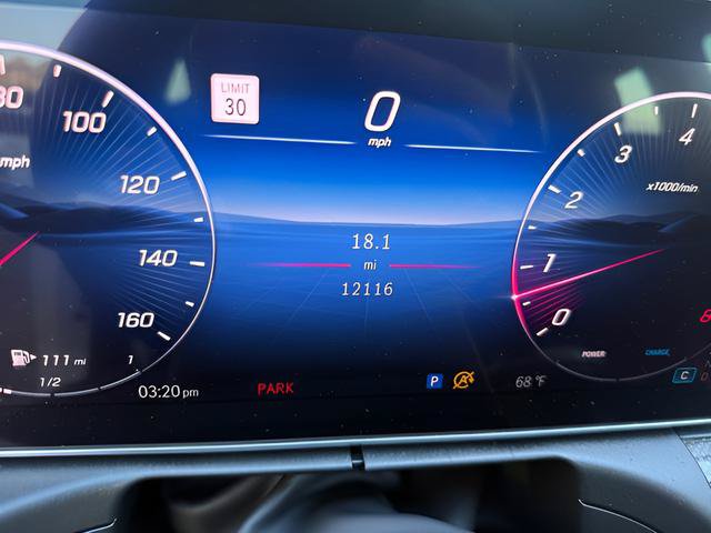 Used 2024 Mercedes-Benz CLE 300 4MATIC Coupe image 18