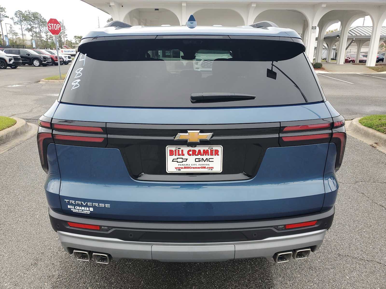 New 2026 Chevrolet Traverse LT w/ Driver Confidence Package image 4
