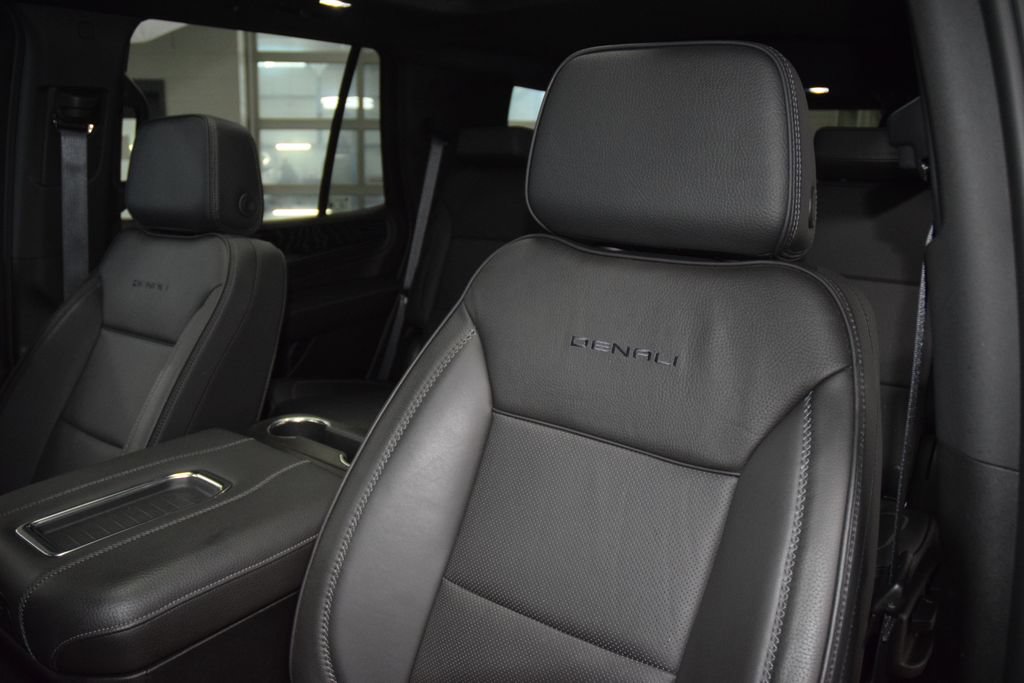 Used 2024 GMC Yukon Denali w/ Max Trailering Package AWD/4WD image 43