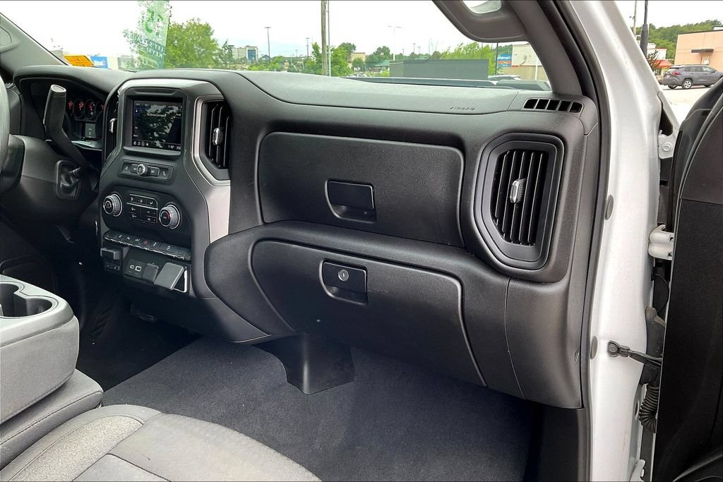 Used 2025 Chevrolet Silverado 2500 Custom w/ Custom Value Package AWD/4WD image 16