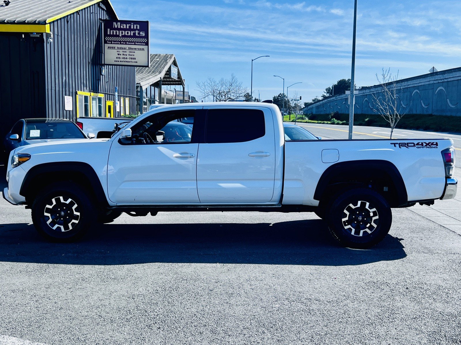 Used 2023 Toyota Tacoma TRD Off-Road image 9