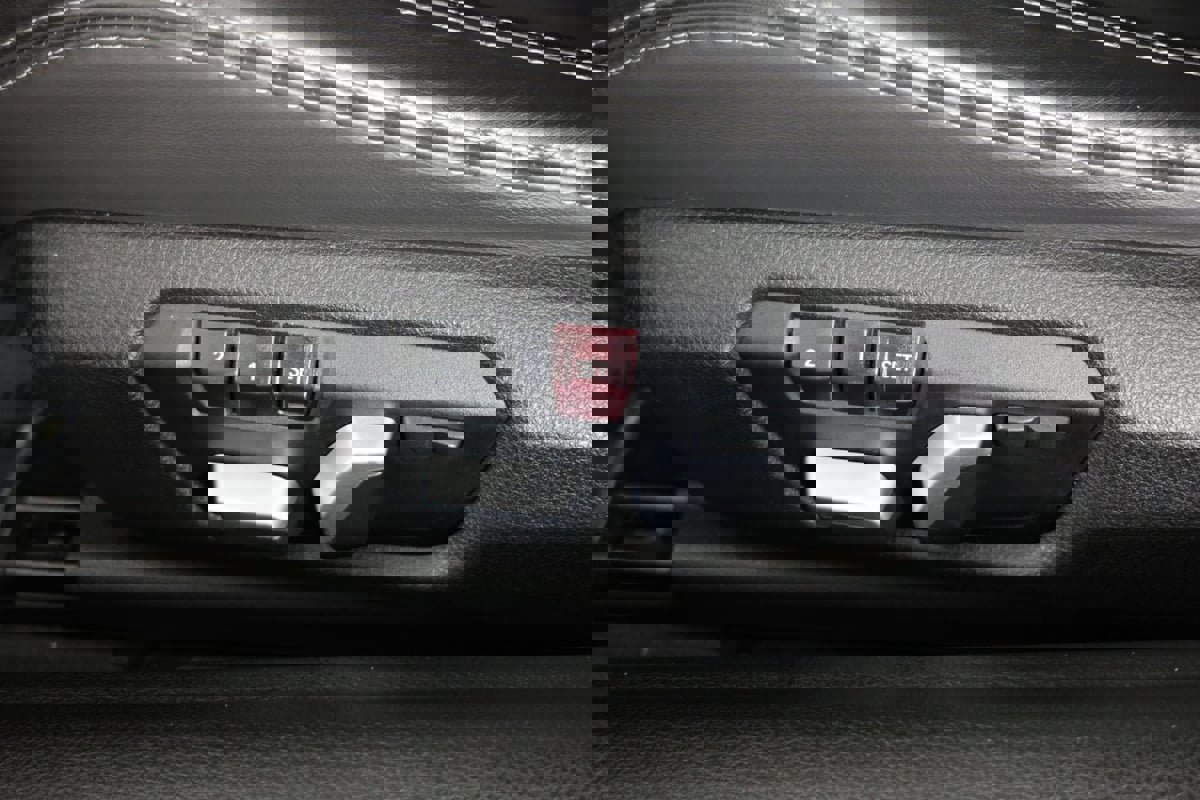 Used 2018 BMW M4 Coupe image 25