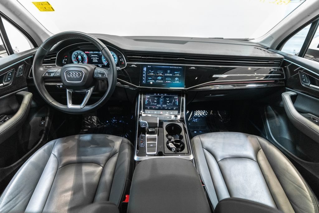 Used 2025 Audi Q7 3.0T Premium Plus AWD/4WD image 13