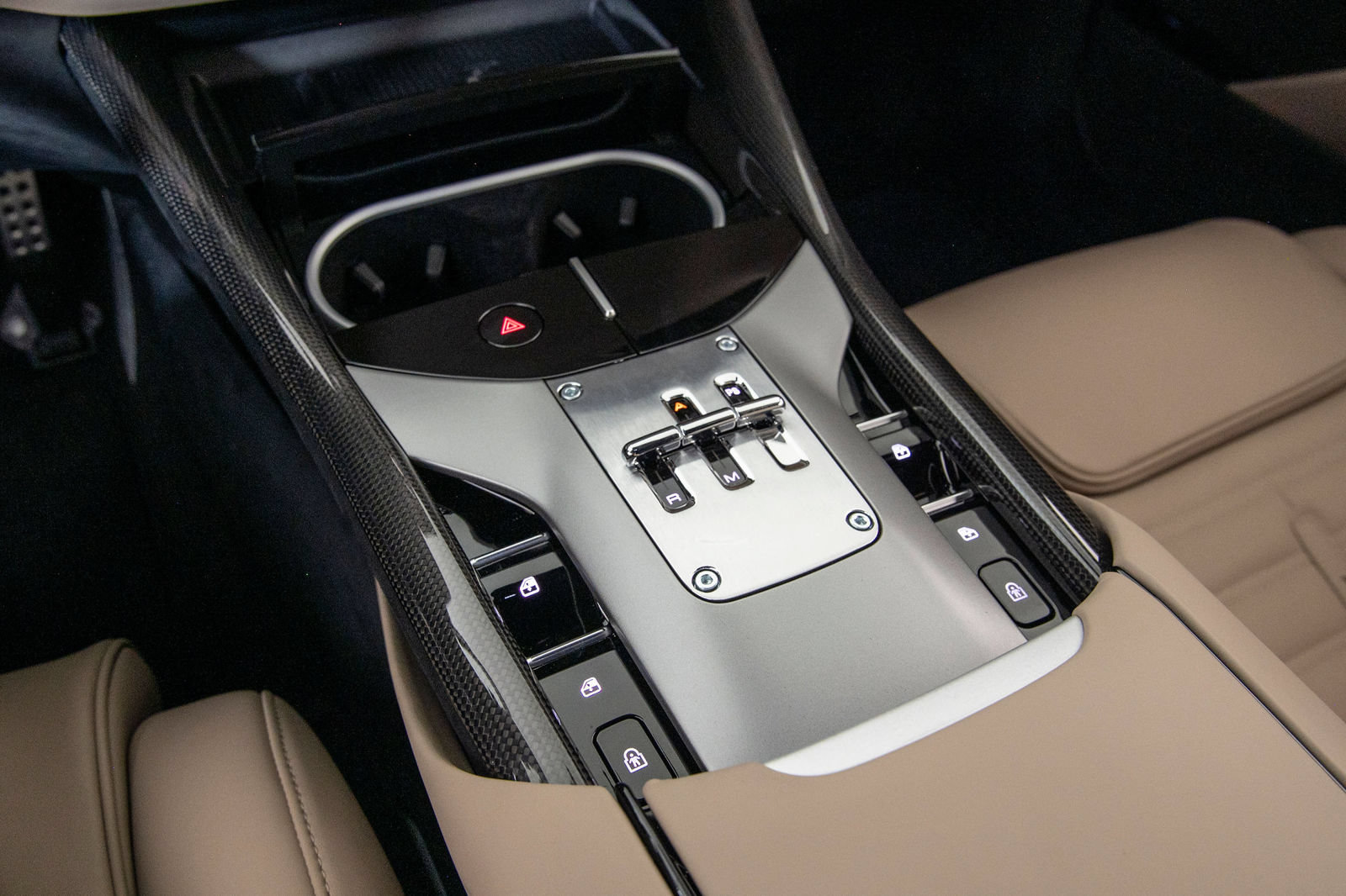 Certified 2025 Ferrari Purosangue AWD/4WD image 15