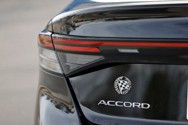 Used 2025 Honda Accord SE image 12