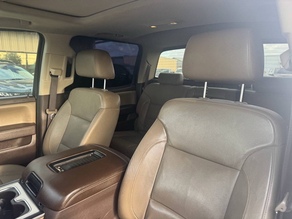 Used 2018 GMC Sierra 1500 SLT w/ SLT Preferred Package AWD/4WD image 17