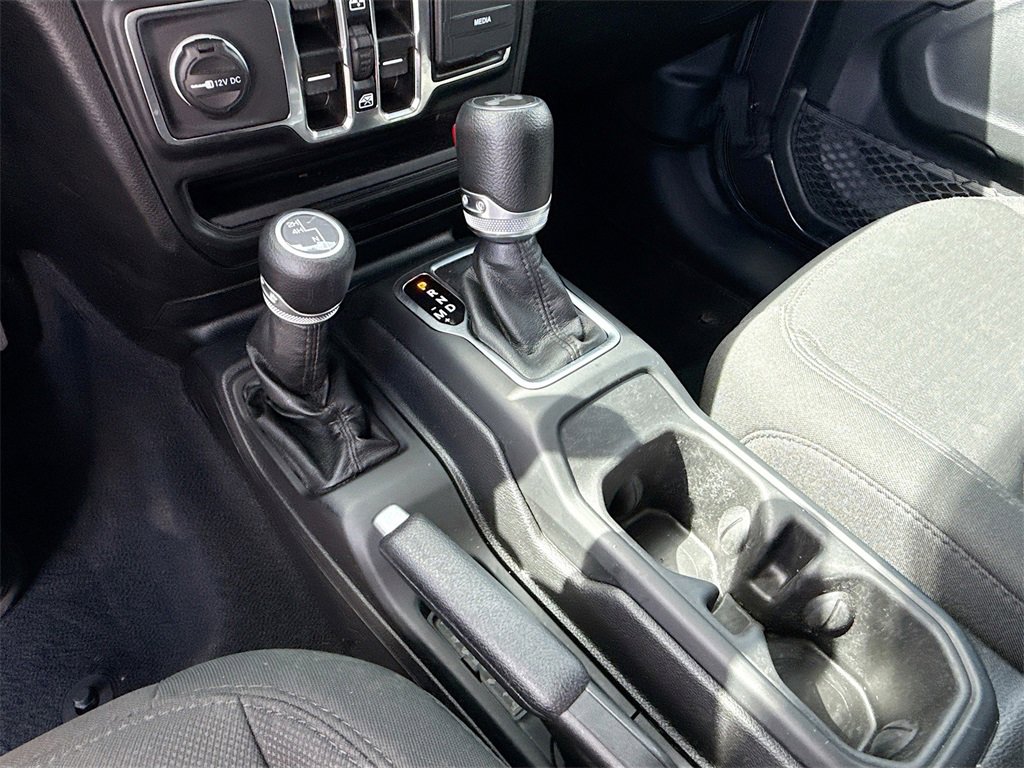 Used 2021 Jeep Wrangler Unlimited Sport image 17