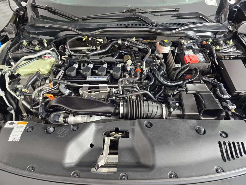 Used 2018 Honda Civic EX image 9