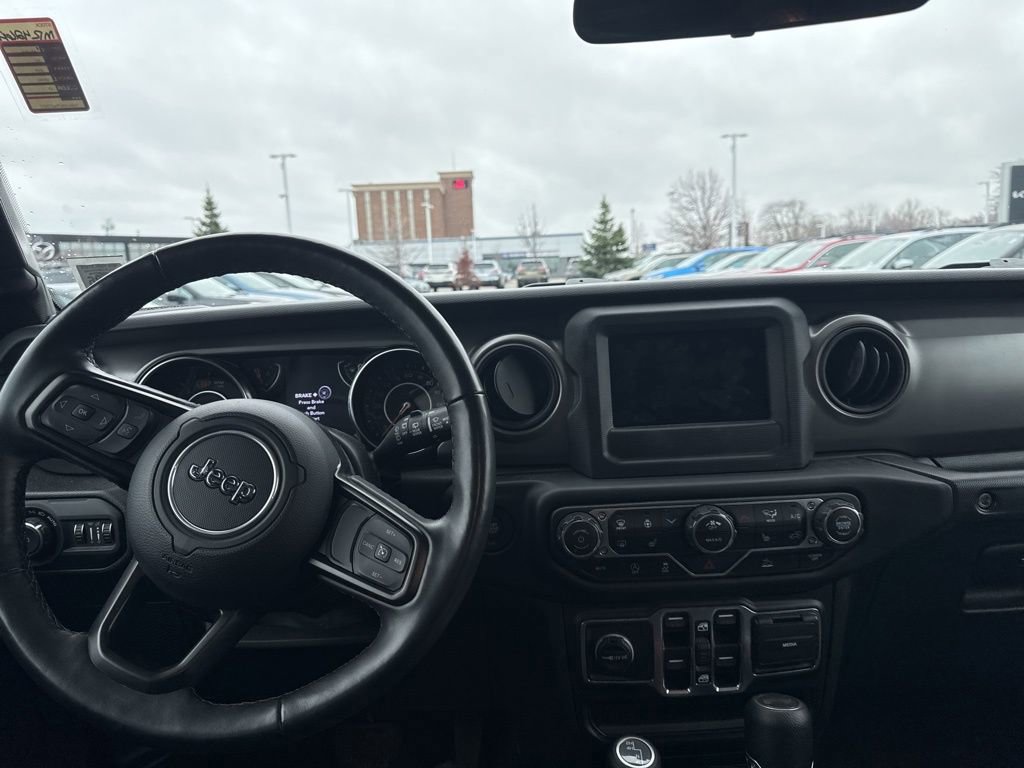 Used 2022 Jeep Wrangler Unlimited Sport image 11