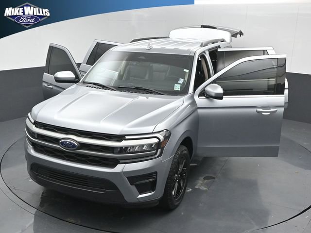 Used 2024 Ford Expedition XLT RWD image 26